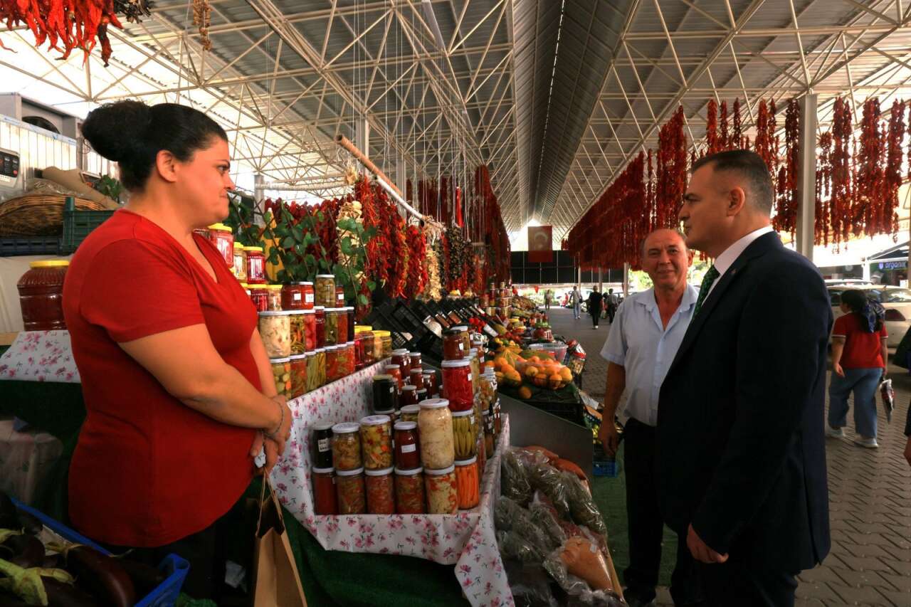 Vali Akbıyık’tan Ahilik Haftası Kutlamalarında Esnaf ve Vatandaşlara Ziyaret 2